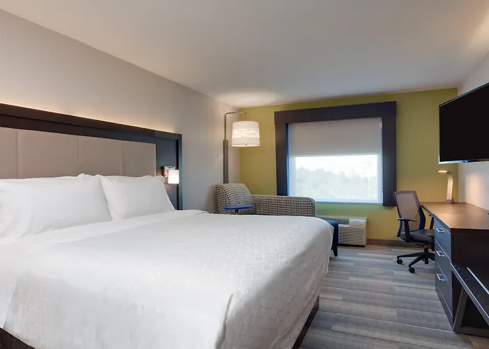 Holiday Inn Express Hotel & Suites Ft. Lauderdale Airport/Cruise